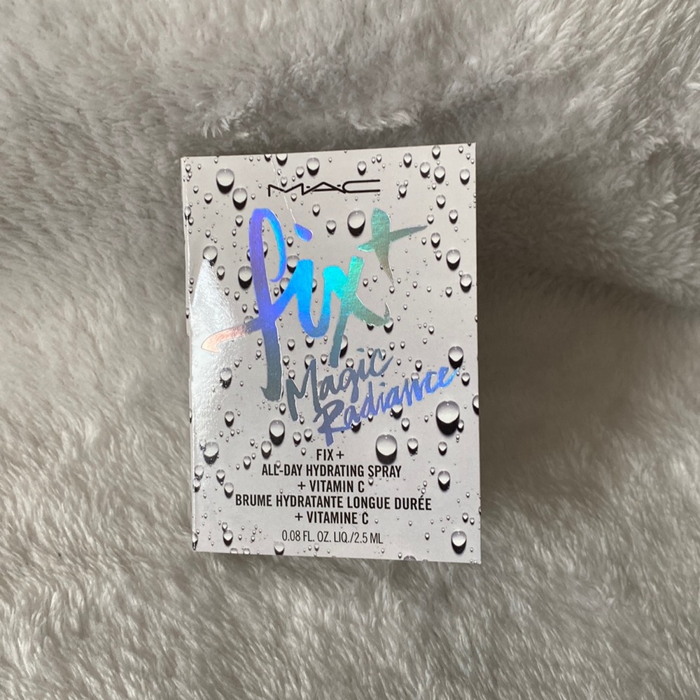 MAC hydrating spray sample